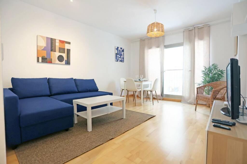 Casa Fenicia - Cosy Apartment With Free Private Parking Malaga Ngoại thất bức ảnh